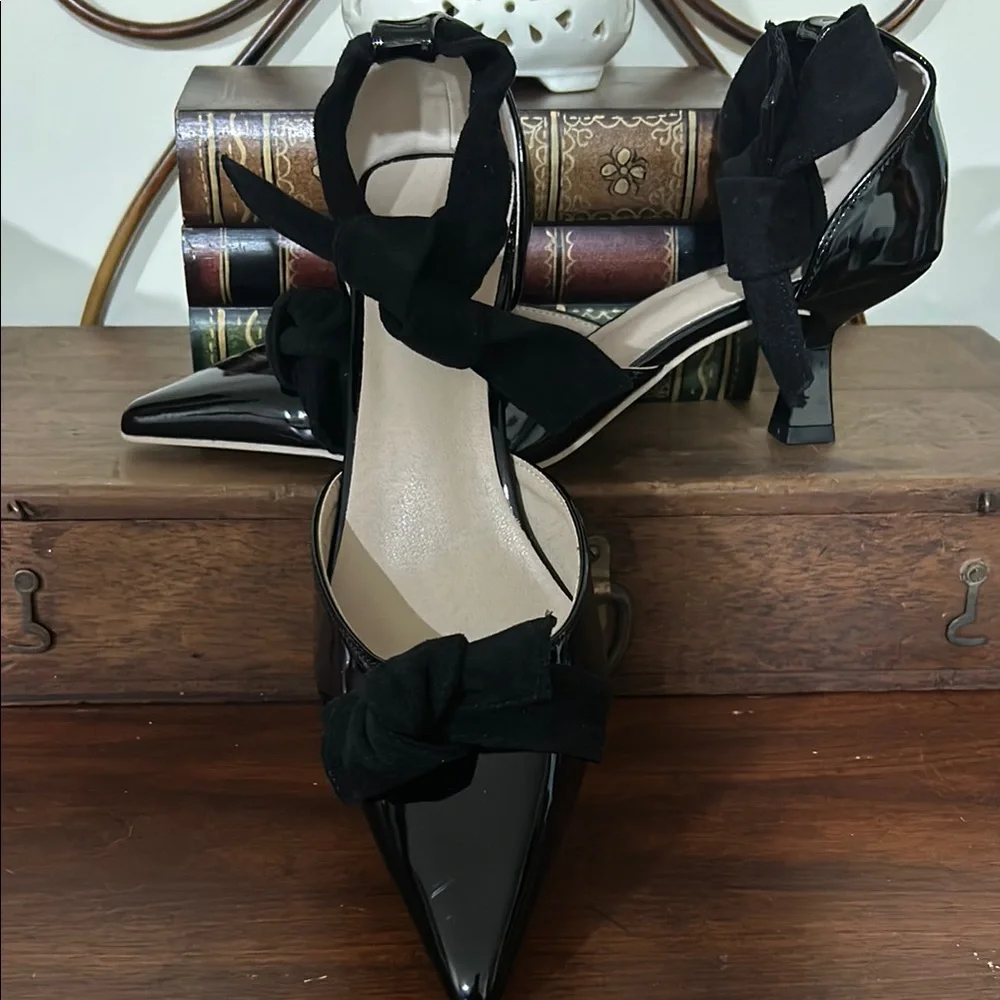 Elegant Black Women's Shoes with Bow Detail - Picture 2 of 6
